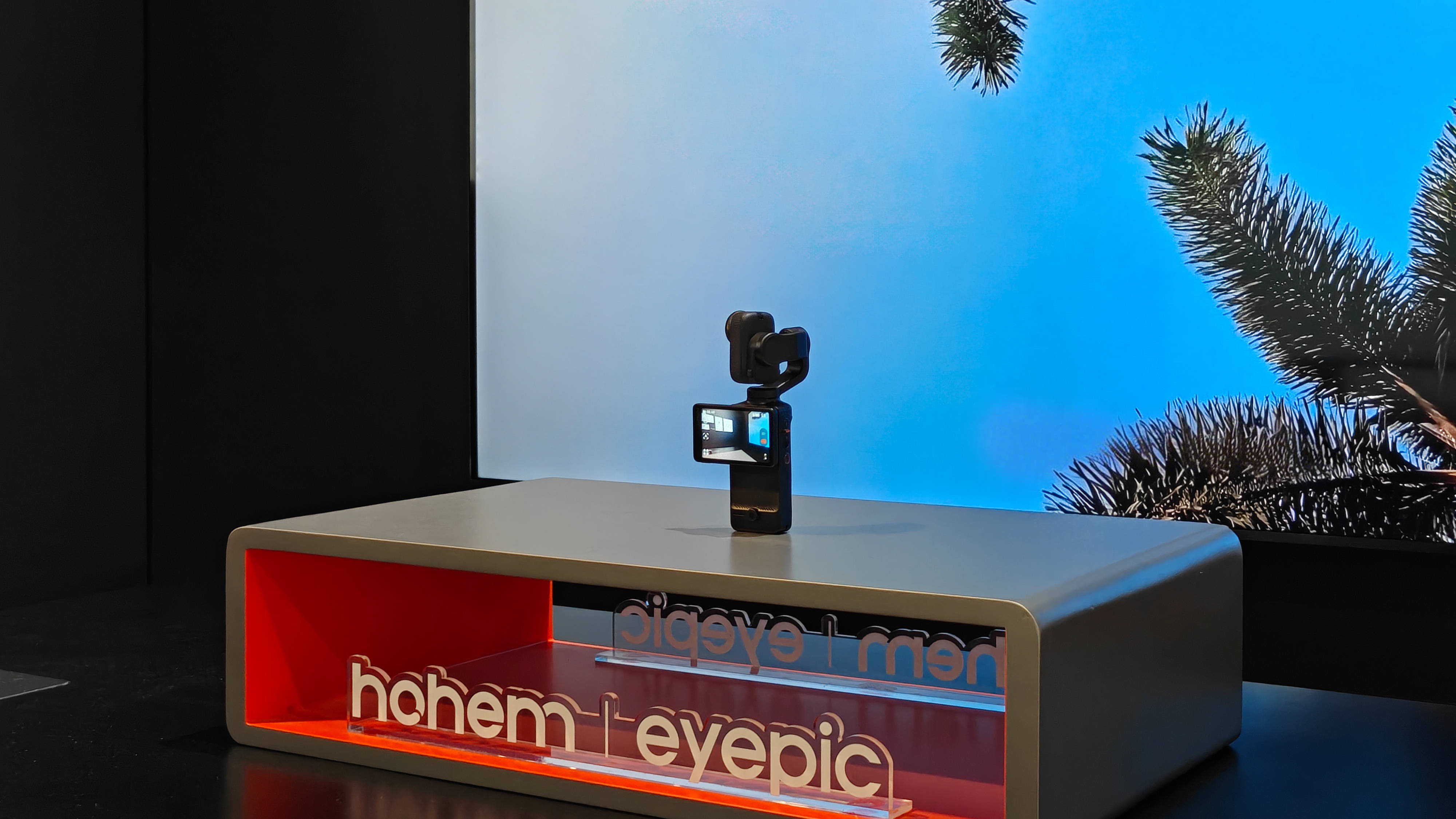 分体、全景、机械臂！六大玩家CES交卷：影像赛道打法变了(图2)